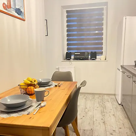 Daire Blondynka Bochnia